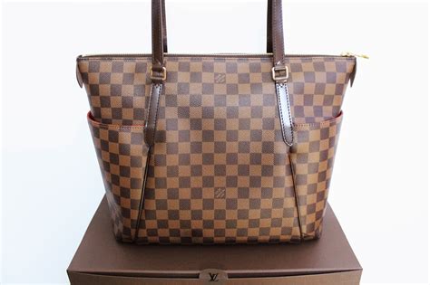 Louis Vuitton Totally MM in Damier Ebene Review